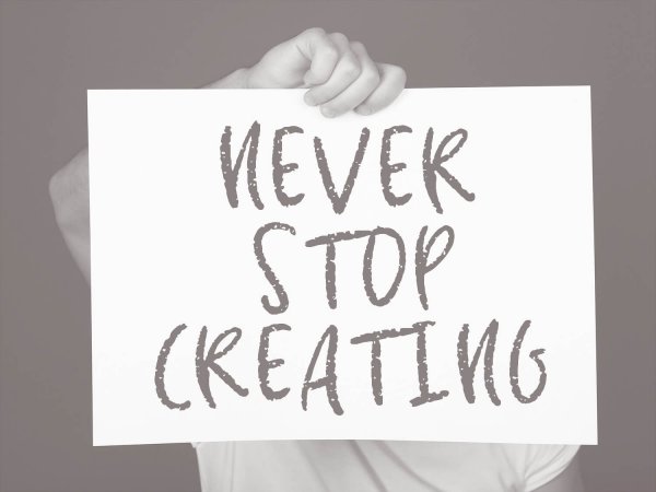 graphics Coquina Clam Hand-lettered Font